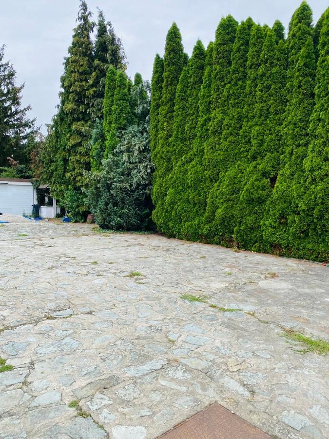 B&B Chardas Buk Bagian luar foto